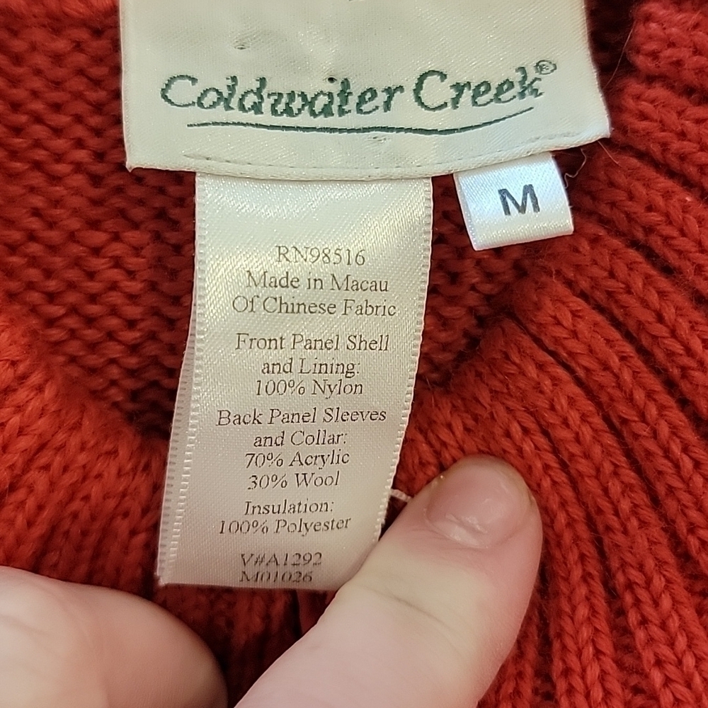 Womens puff vest and sweater - Picture 4 of 4